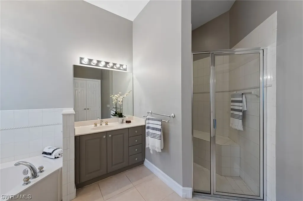 8487 Mallards Way Naples FL 34114