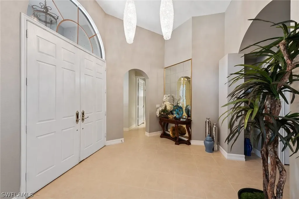 8487 Mallards Way Naples FL 34114