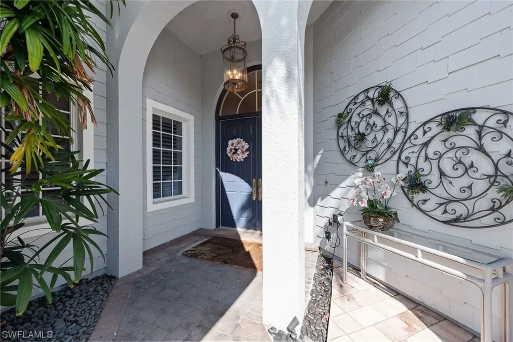 8487 Mallards Way Naples FL 34114