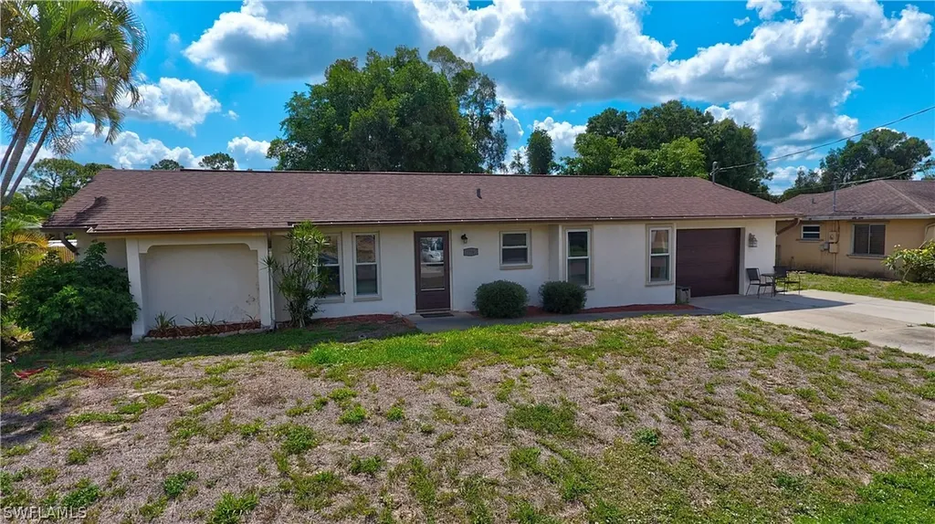 17581 Laurel Valley Road Fort Myers FL 33967