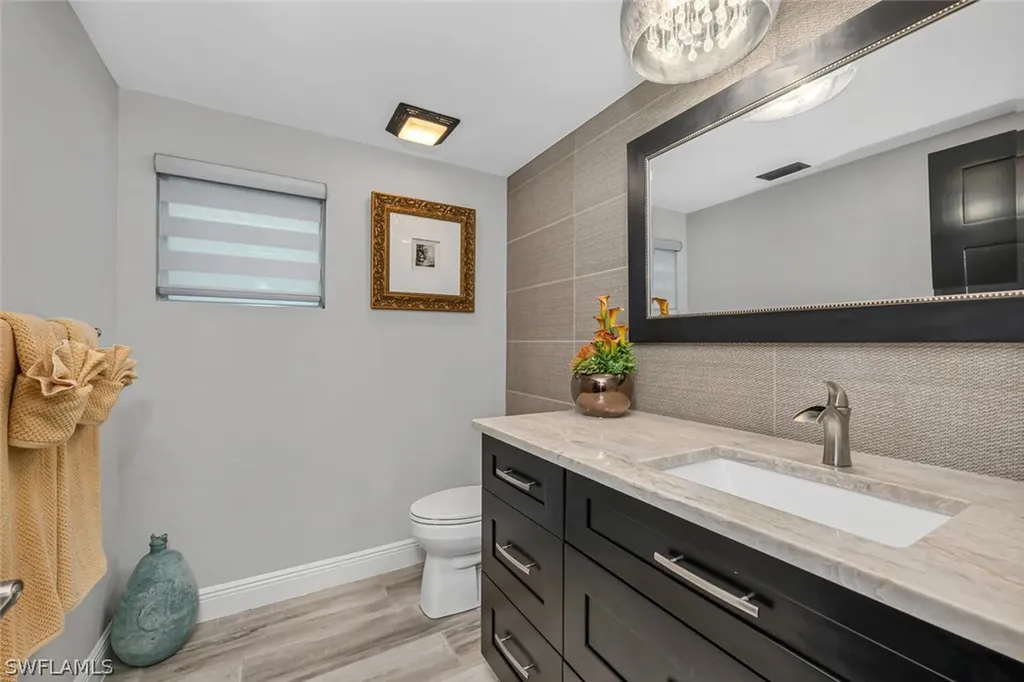 1200 Diana Avenue Naples FL 34103