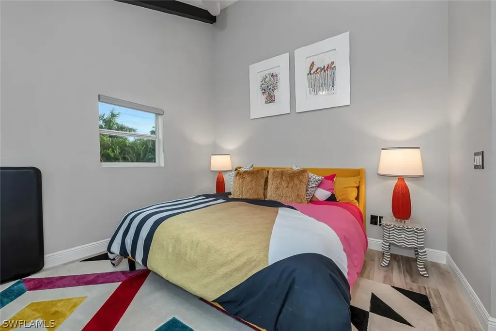 1200 Diana Avenue Naples FL 34103