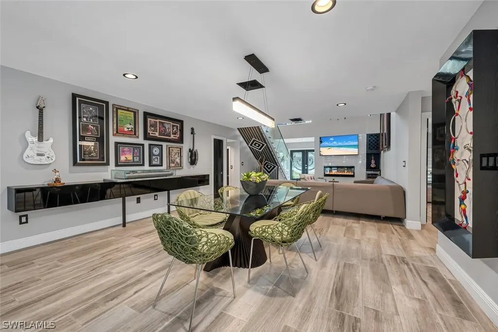 1200 Diana Avenue Naples FL 34103