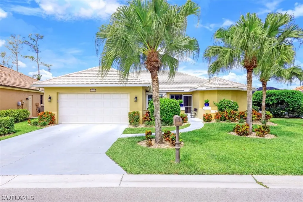 12724 Hunters Ridge Drive Bonita Springs FL 34135