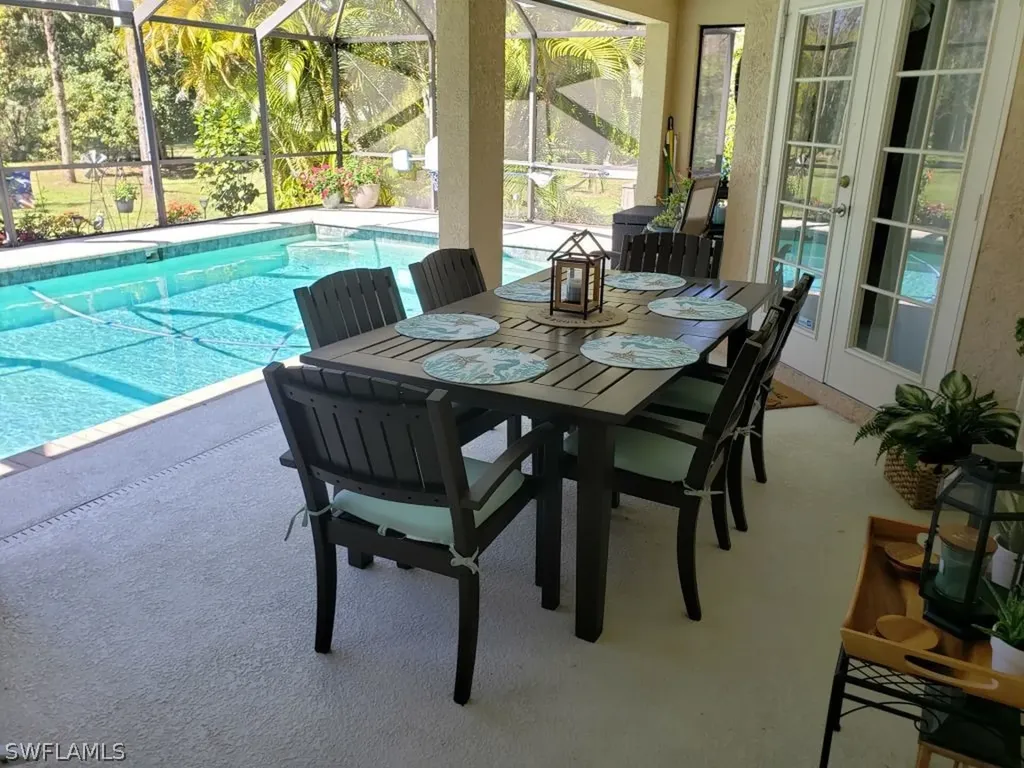 591 3rd Street SW Naples FL 34117