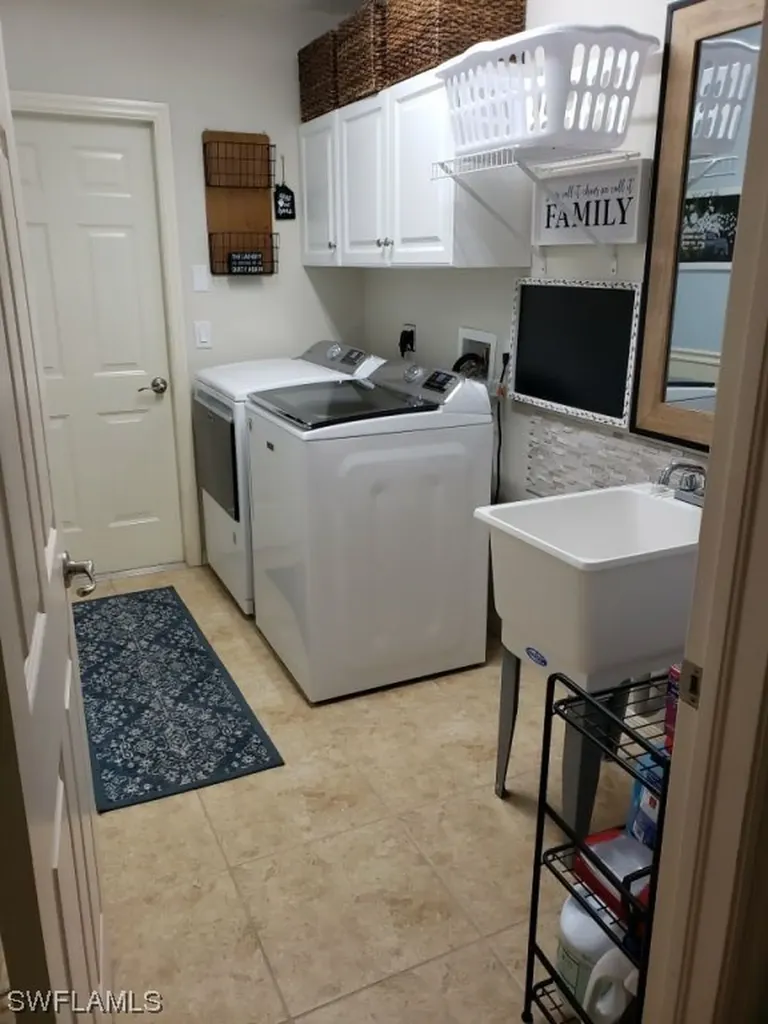 591 3rd Street SW Naples FL 34117