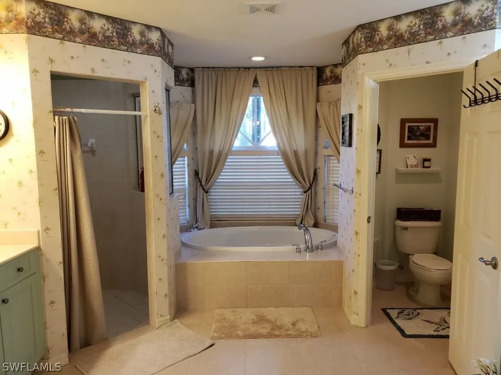 591 3rd Street SW Naples FL 34117