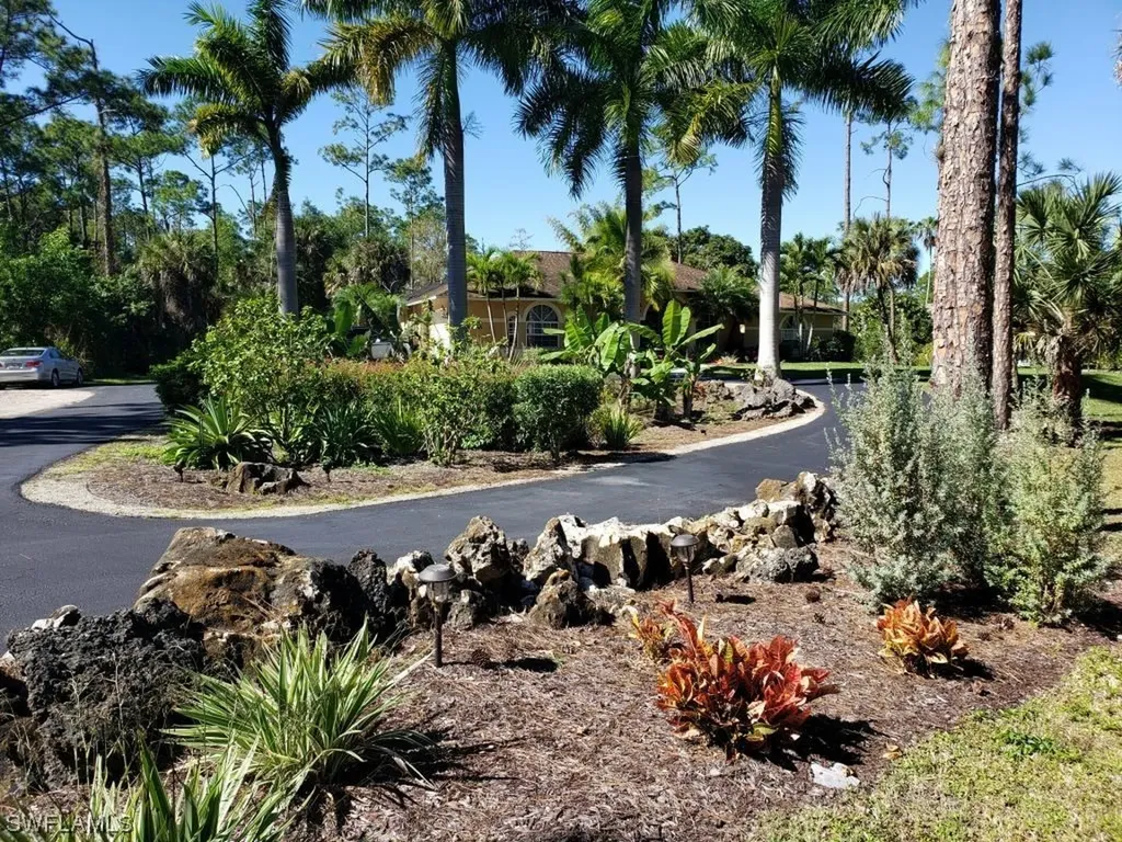 591 3rd Street SW Naples FL 34117