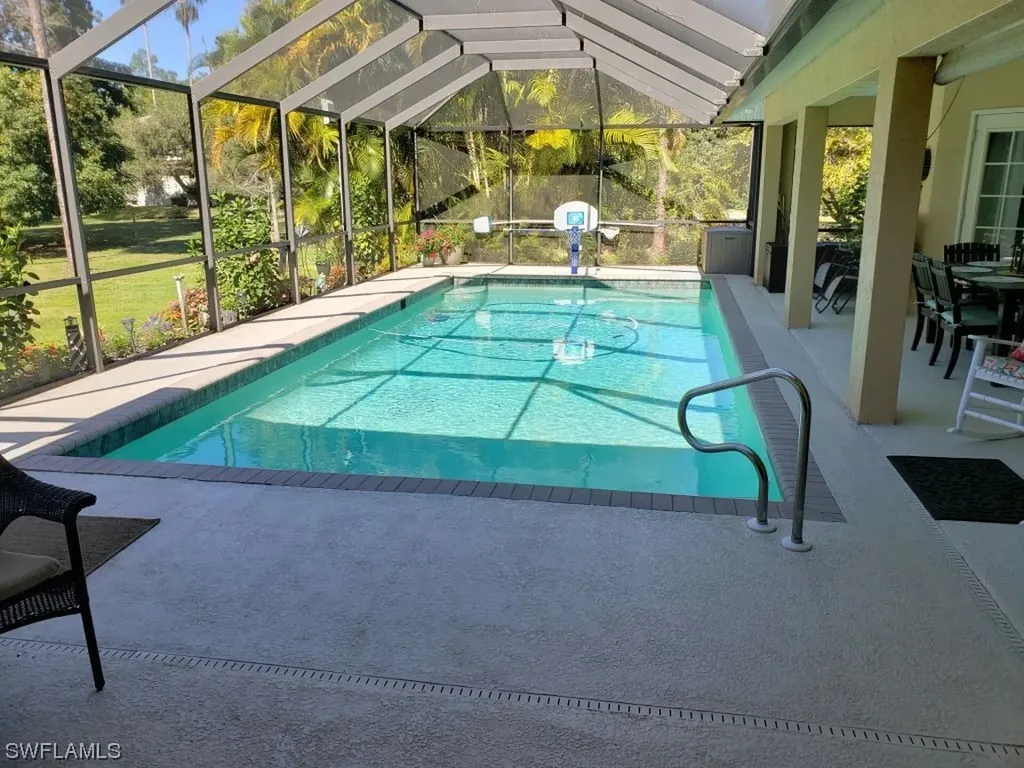 591 3rd Street SW Naples FL 34117