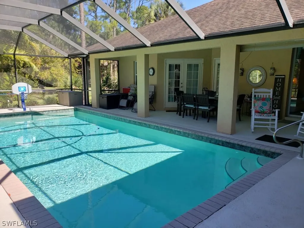 591 3rd Street SW Naples FL 34117