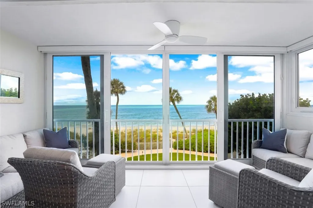 2885 Gulf Shore Boulevard N Naples FL 34103