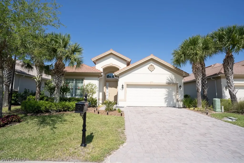 7991 Princeton Drive Naples FL 34104