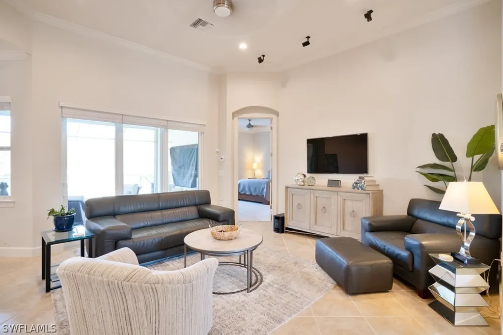 7991 Princeton Drive Naples FL 34104