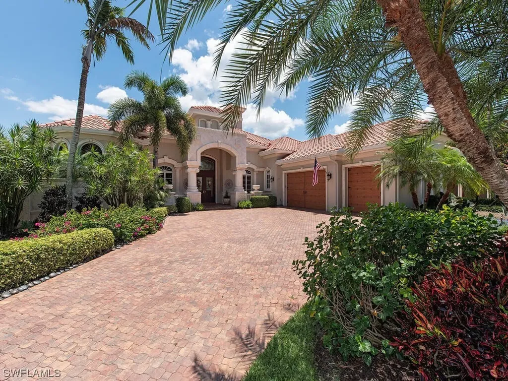 Naples FL, 643 Venezia Grande Drive