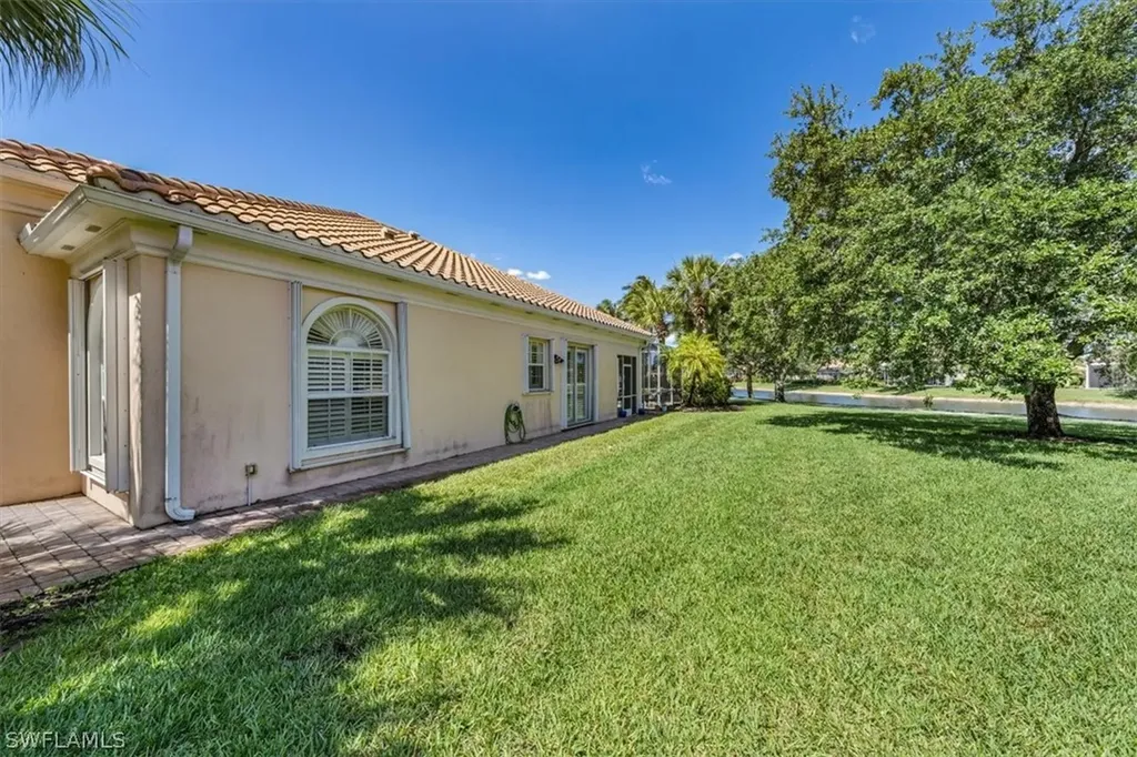 5989 Bermuda Lane Naples FL 34119