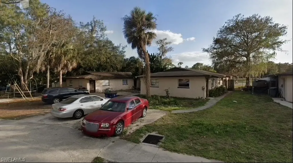 1536 Oak Drive Fort Myers FL 33907