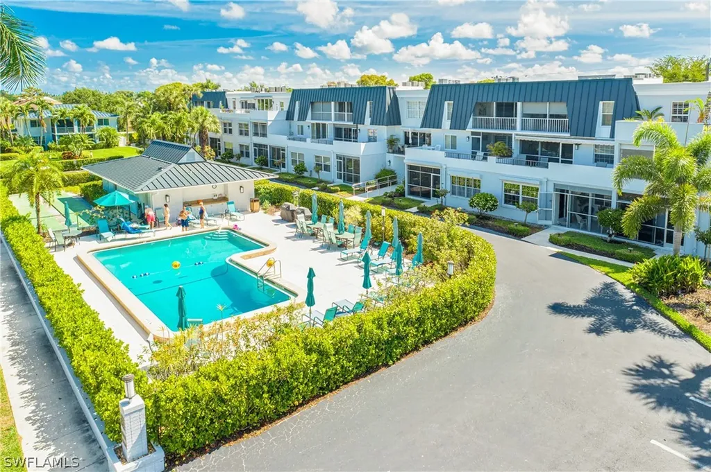 Naples FL, 4200 Belair Lane, Unit 106