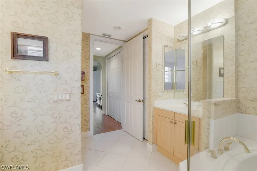 725 Regency Reserve Circle Naples FL 34119