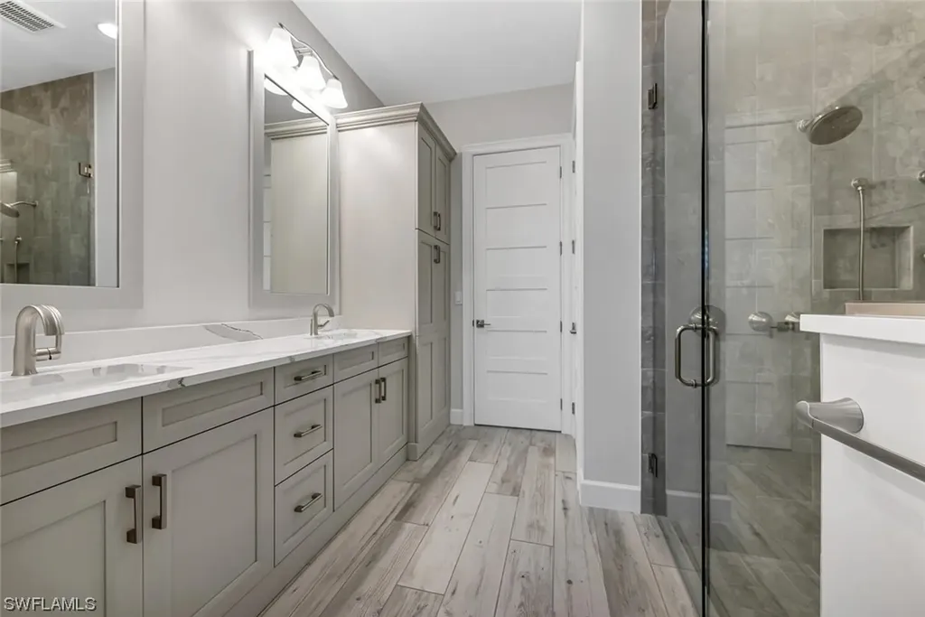 6357 Arriba Avenue Naples FL 34113