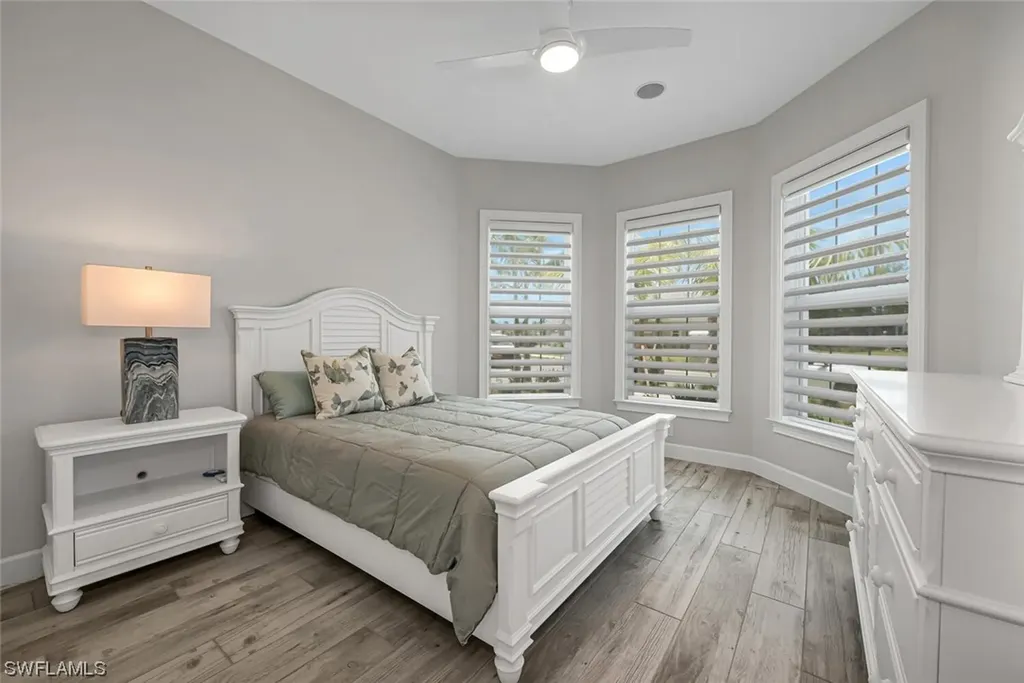 6357 Arriba Avenue Naples FL 34113