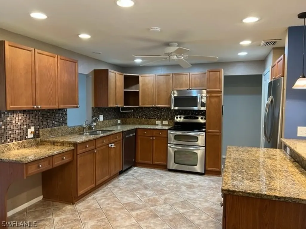 1622 N Flossmoor Road Fort Myers FL 33919