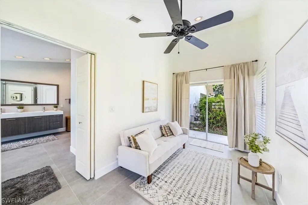 18 Paddington Court Naples FL 34104