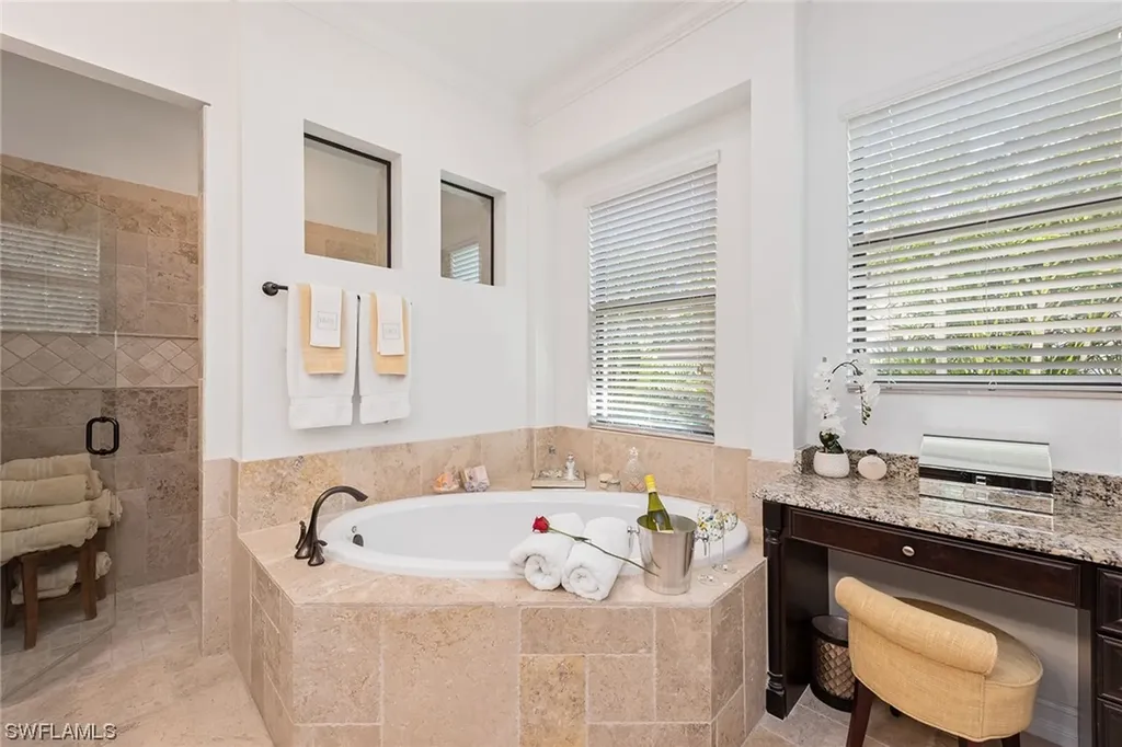 3270 Runaway Lane Naples FL 34114