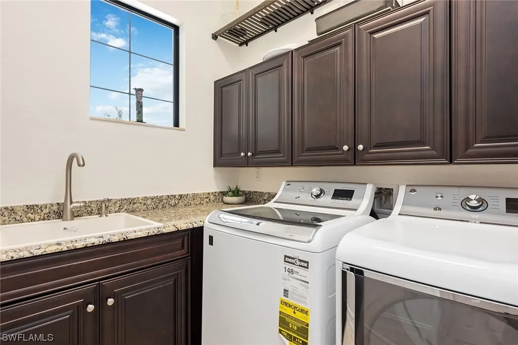 3270 Runaway Lane Naples FL 34114