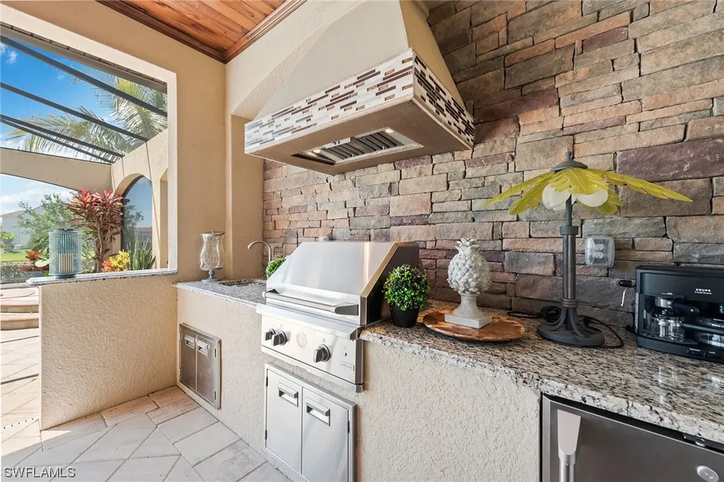 3270 Runaway Lane Naples FL 34114