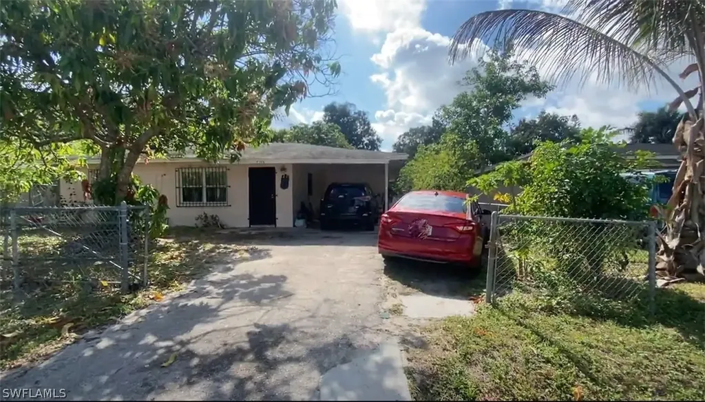 5354 Carlton Street Naples FL 34113