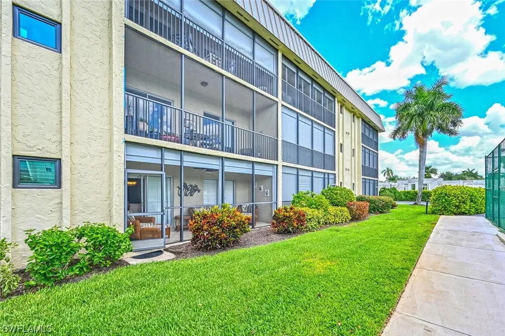 788 Park Shore Drive Naples FL 34103