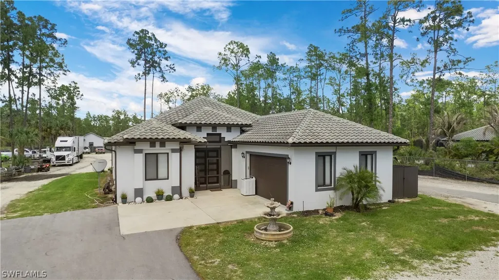3603 8th Avenue NE Naples FL 34120