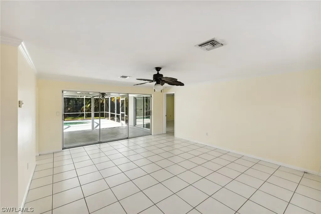 740 Park Shore Drive Naples FL 34103