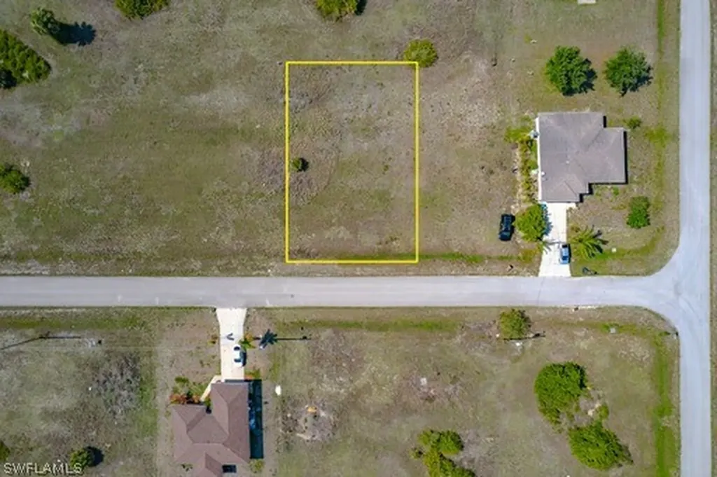 3809 NW 40th Lane Cape Coral FL 33993