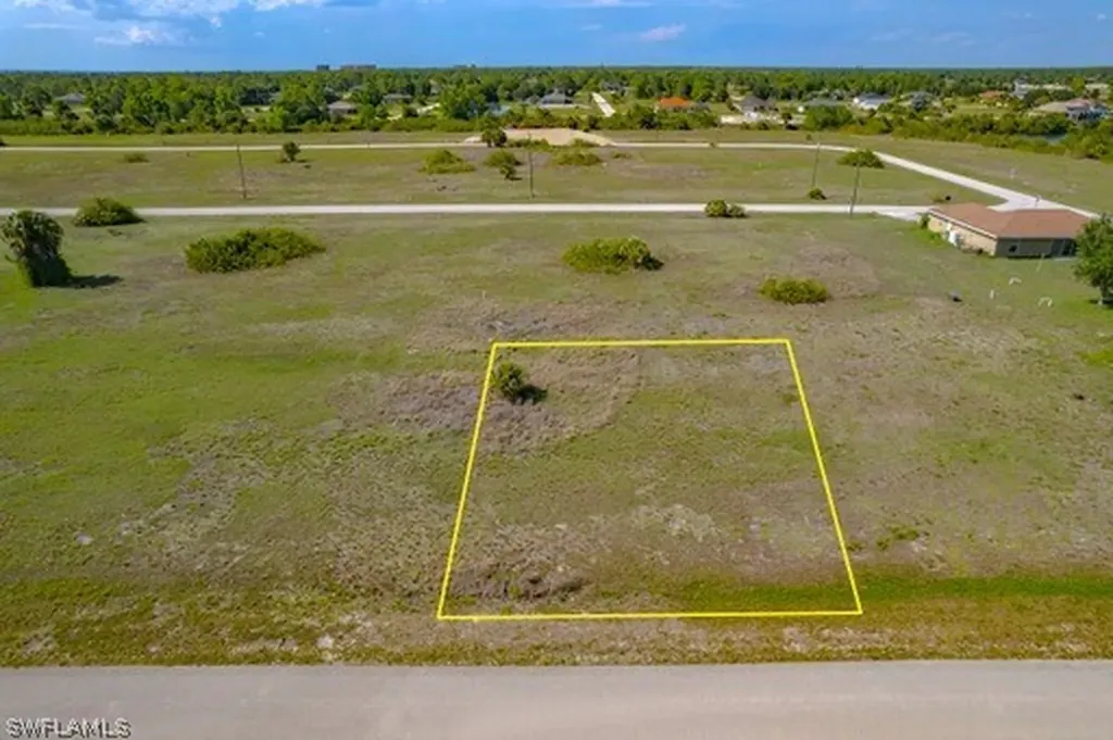 3809 NW 40th Lane Cape Coral FL 33993