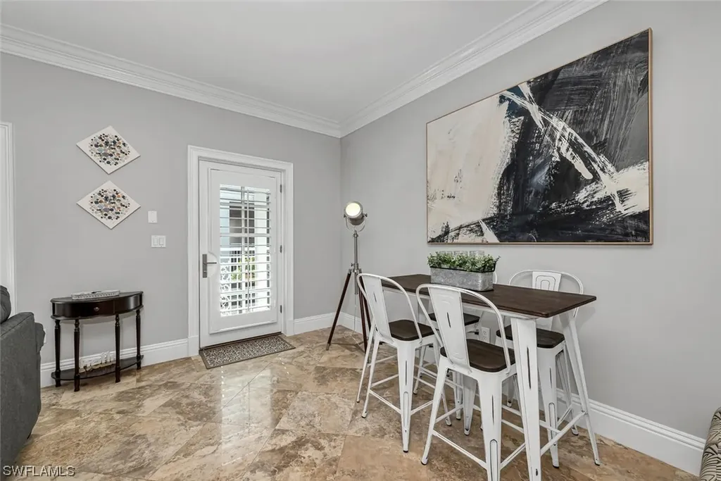 292 14th Avenue S Naples FL 34102