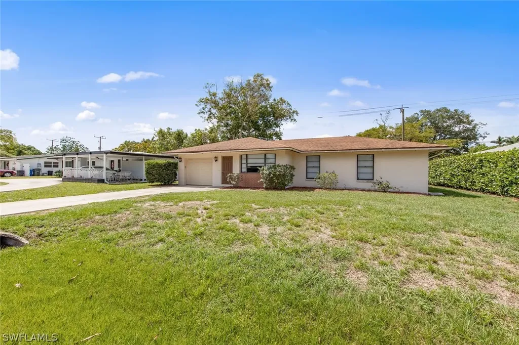 1412 Charles Court Fort Myers FL 33919