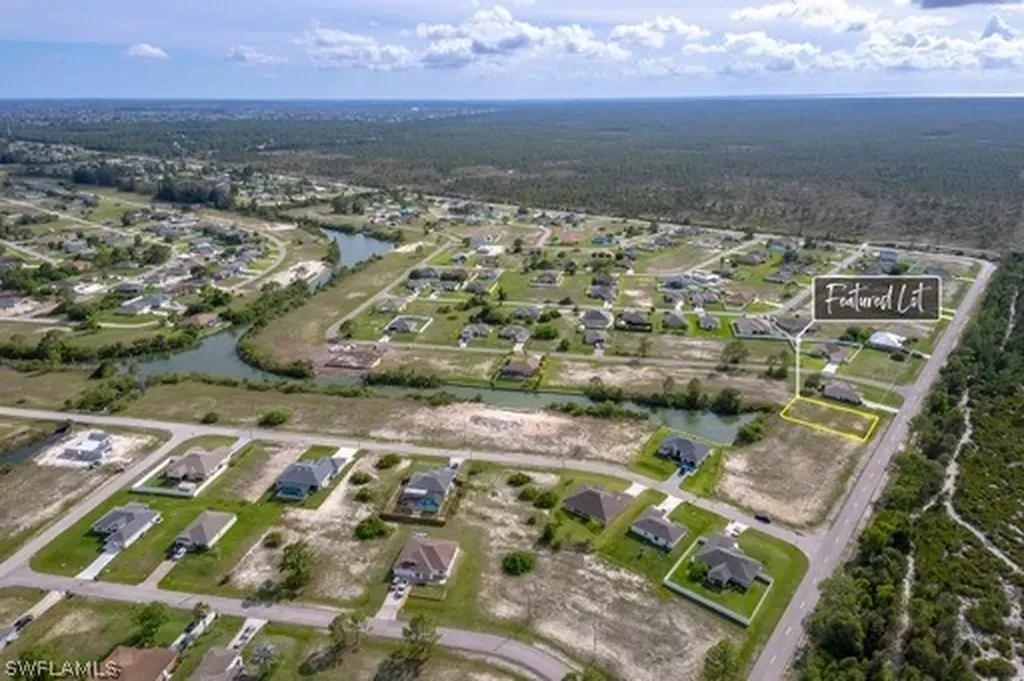 916 Durden Parkway Cape Coral FL 33909