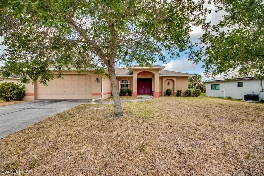 410 SW 7th Court Cape Coral FL 33991