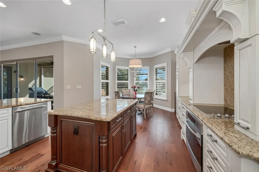 3951 Bering Court Naples FL 34119