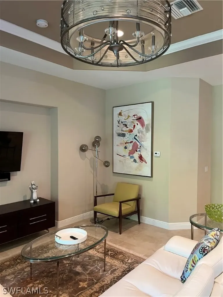1518 Serrano Circle Naples FL 34105