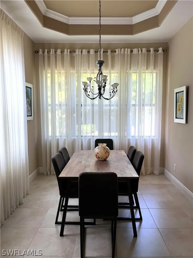 1518 Serrano Circle Naples FL 34105