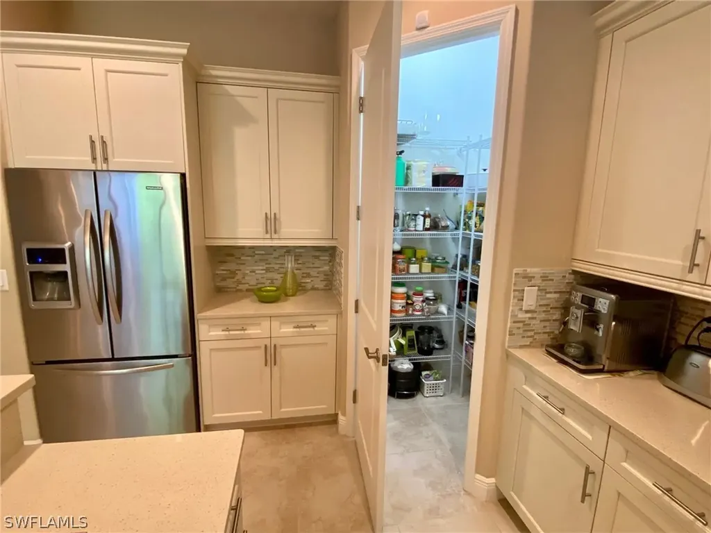 1518 Serrano Circle Naples FL 34105