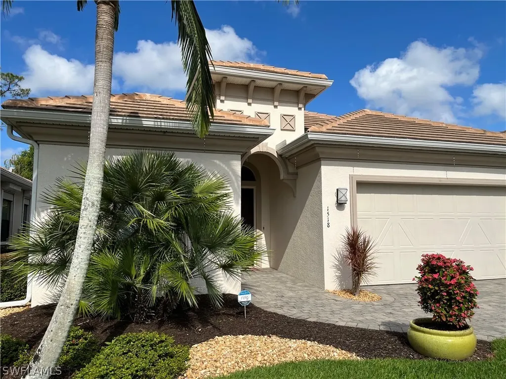 1518 Serrano Circle Naples FL 34105