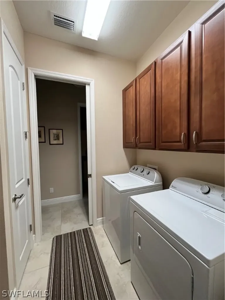 1518 Serrano Circle Naples FL 34105