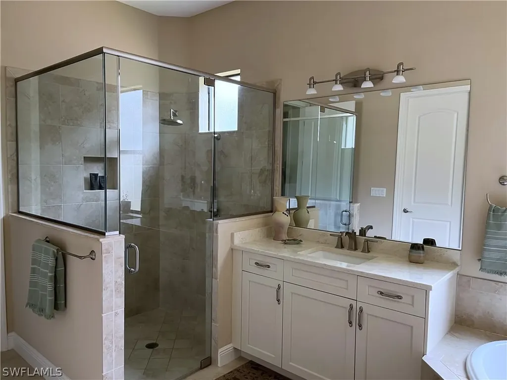 1518 Serrano Circle Naples FL 34105