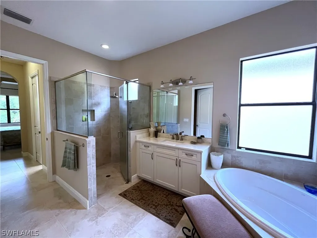 1518 Serrano Circle Naples FL 34105