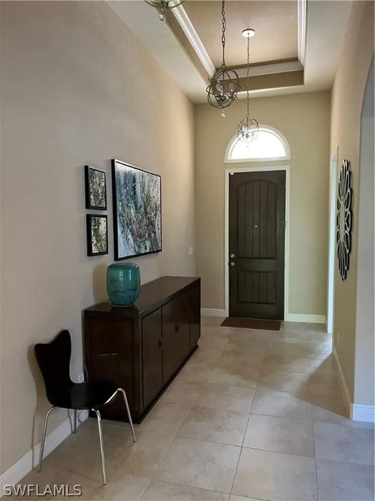 1518 Serrano Circle Naples FL 34105
