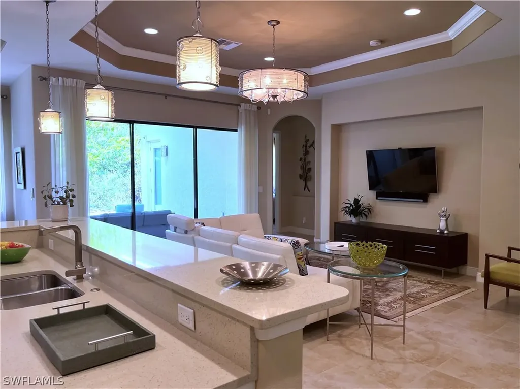 1518 Serrano Circle Naples FL 34105