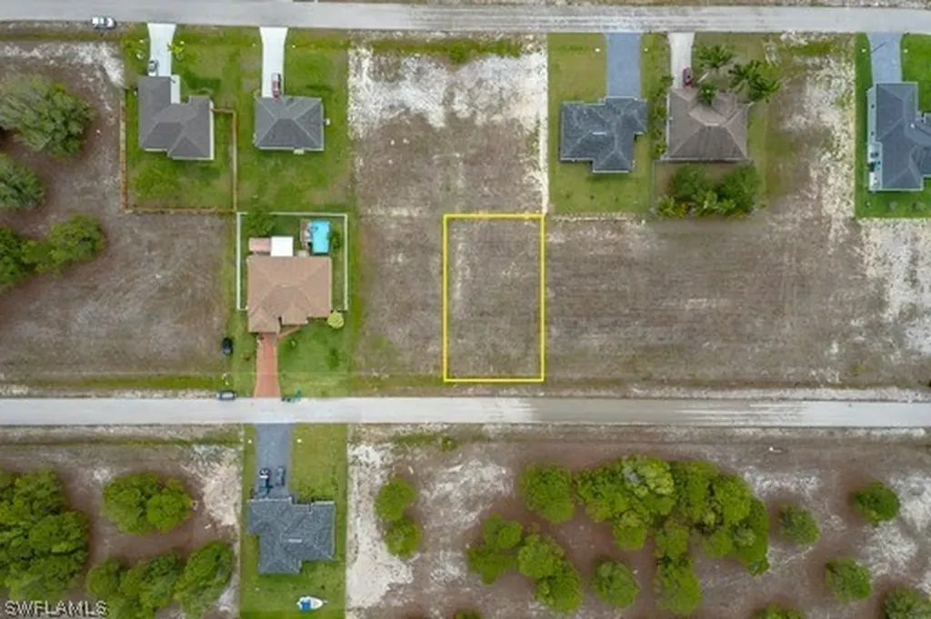4717 NW 39th Place Cape Coral FL 33993